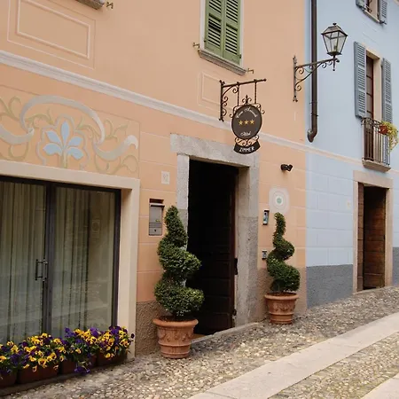 Casa Arizzoli Отель 3*