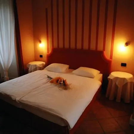 ホテル Casa Arizzoli カンノビオ