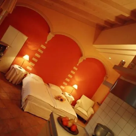 Otel Casa Arizzoli 3*