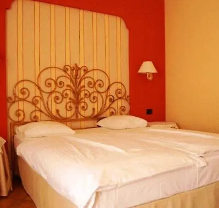 Отель Casa Arizzoli Каннобио