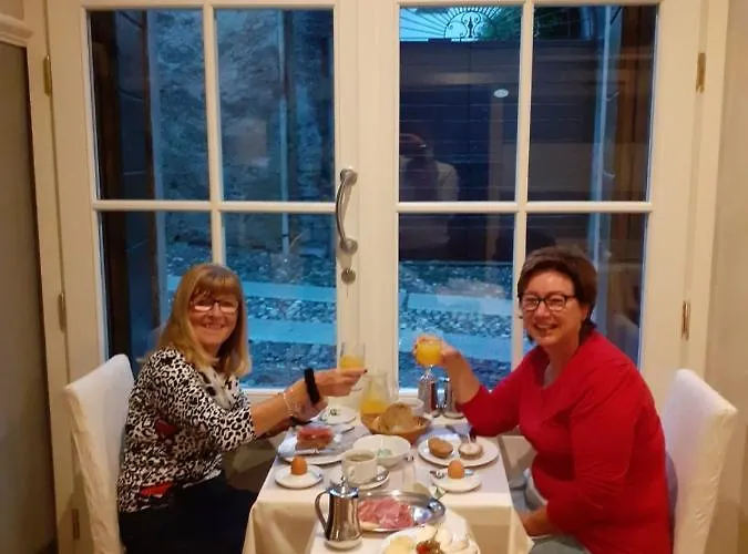 Casa Arizzoli 3* 카노비오