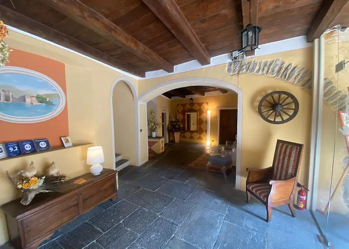 Casa Arizzoli 호텔 카노비오