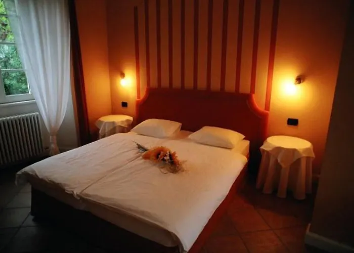 호텔 Casa Arizzoli 카노비오