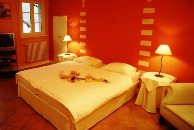 Casa Arizzoli 3* 카노비오