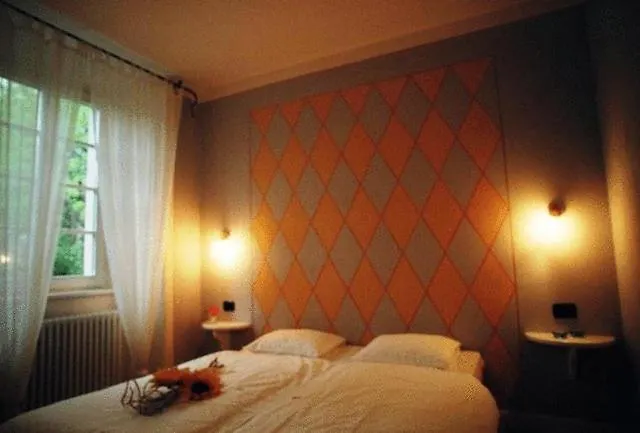 Casa Arizzoli Otel Cannobio