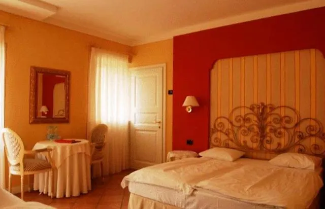 Casa Arizzoli 호텔