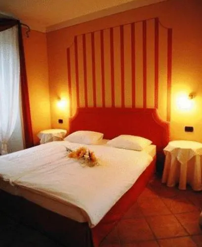 Casa Arizzoli 호텔 카노비오